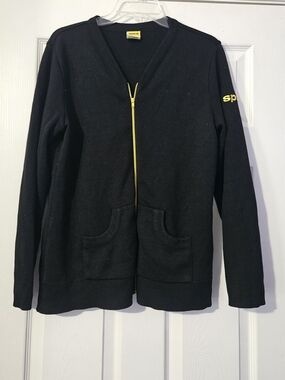 Spirit long sleeve zippered sweater is a size Large.